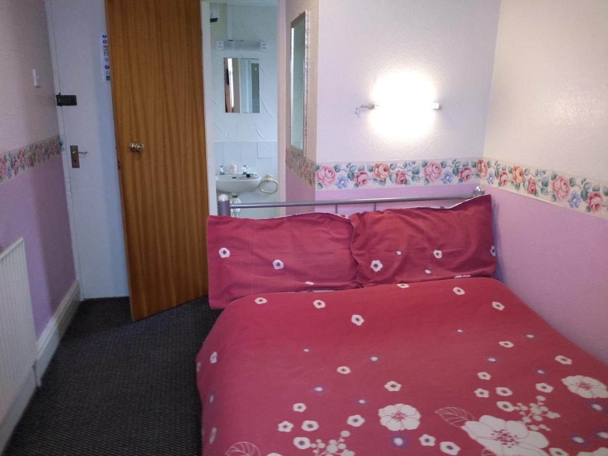 Small Economy Double Room,1380880889:JPEG
